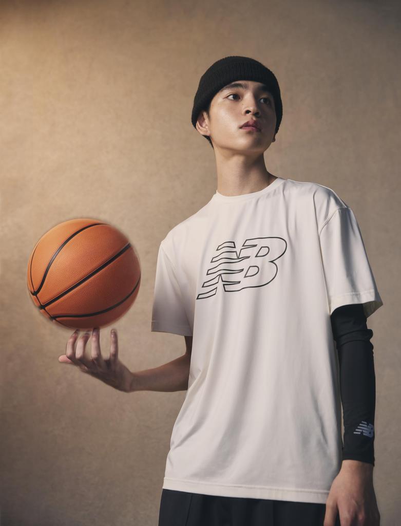 Short Sleeve Short Sleeve Dry Quick Dry Breathable Moisture Wicking Training Wear SST [New Balance] T-Shirt (AMT51510) Men's (Sea Salt)