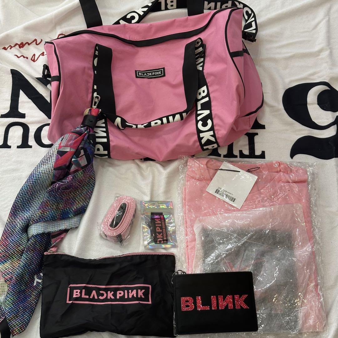 

[Б/У] Набор одежды BLACKPINK Не для продажи