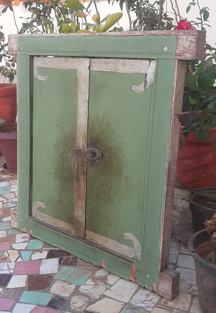 Antique Hand-Painted Wooden Window Jharokha: Rustic Green Wall Decor