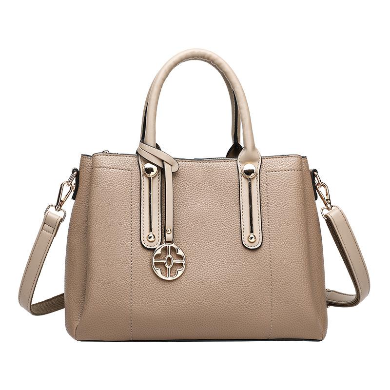 2025 Summer New Fashion Commuting Handbag, Niche High-End Large Capacity Single Shoulder Crossbody Tote Bag for Women