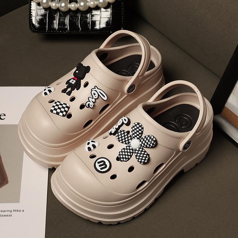 Lucyever 2024 Diy Hole Garden Shoes for Women Slippers Summer 2024 Soft Chunky Platform Sandals Woman Non Slip Beach Slippers