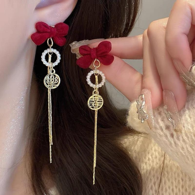 Fashion Atmospheric Red Velvet Bow Earrings Femininity Sweet Flower Long Fringed Versatile Earrings