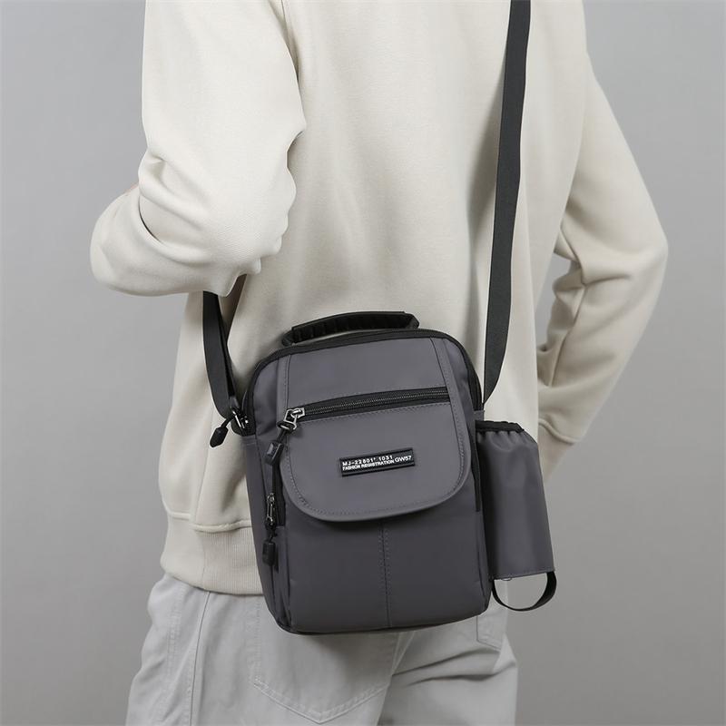 Men's Shoulder Bag Multi-Compartment Wear-Resistant Lightweight Handbag Business Travel Crossbody Bag