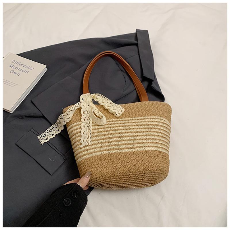 Summer popular striped seaside beach vacation idyllic and beautiful leisure shoulder underarm tote bag