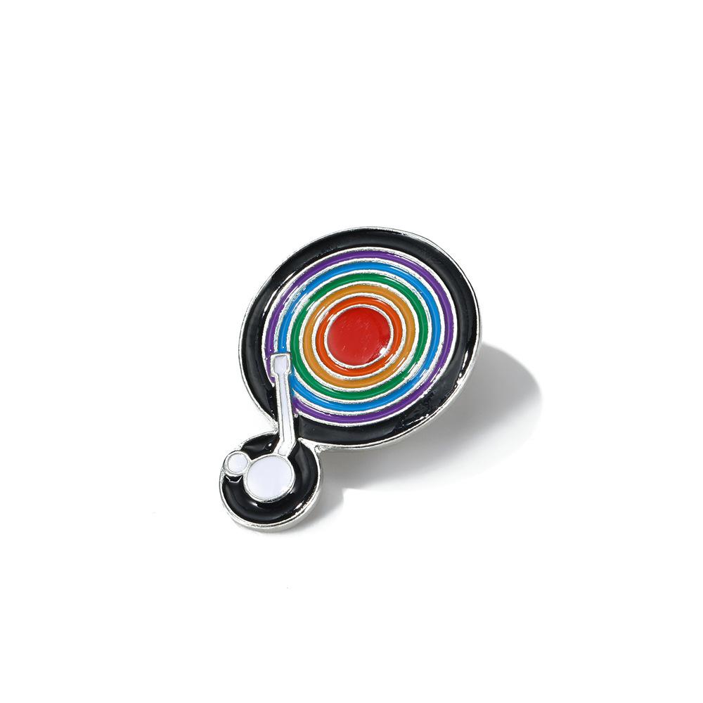 Brooch, Personalized Drip Color Vintage Music Player Styling Brooch Badge