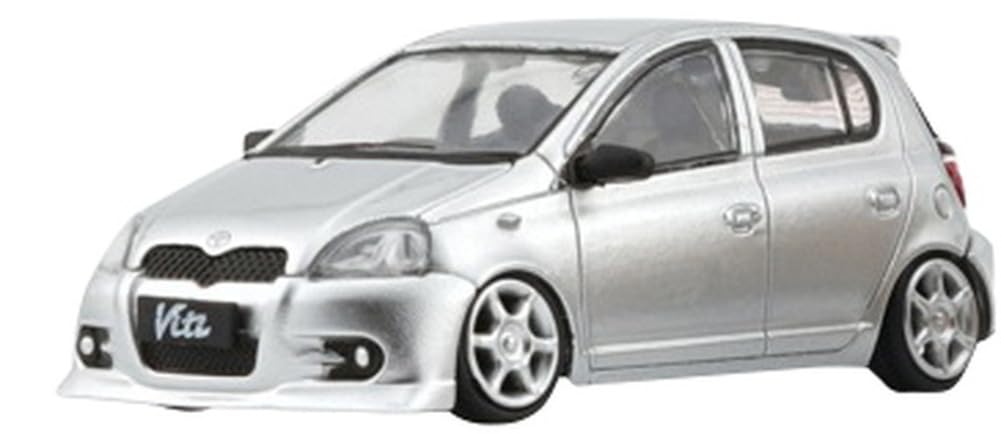 BM CREATIONS Scale Toyota 1998 Silver LHD Finished Model 1/64 Vitz/Echo 5-Door