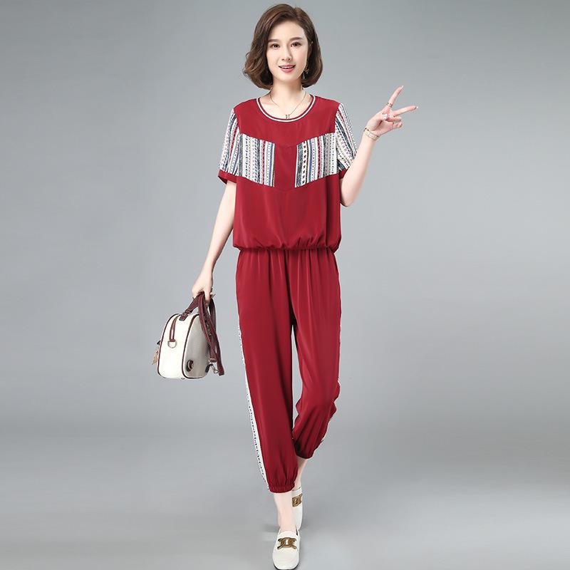 

Летняя спортивная одежда мамы 2025: Комплект из двух предметов: футболка с коротким рукавом для женщин среднего и пожилого возраста XXXL