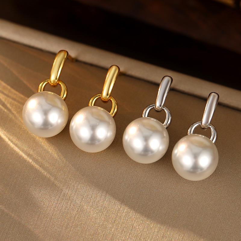 Banyan Tree S925 Silver Star Pearl Earrings - High-End Fall/Winter Fashion for Women