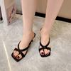 Fashion Internet celebrity toe-crossed slippers women 2025 summer new versatile comfortable simple temperament cool slippers women