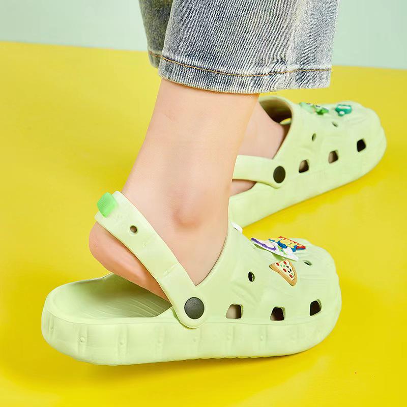 Women's Summer Outdoor Non-Slip EVA Slippers - Thick Sole, Odor-Free, One-Piece Design, Free Shipping