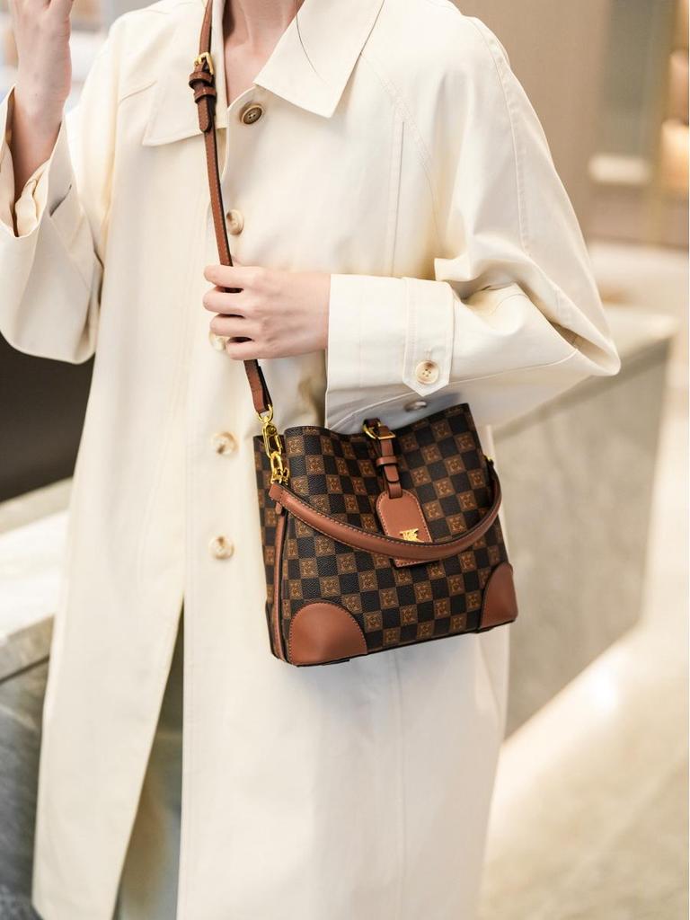 High-End Women's Large Tote Bucket Bag - 2025 Trendy Crossbody & Shoulder Handbag