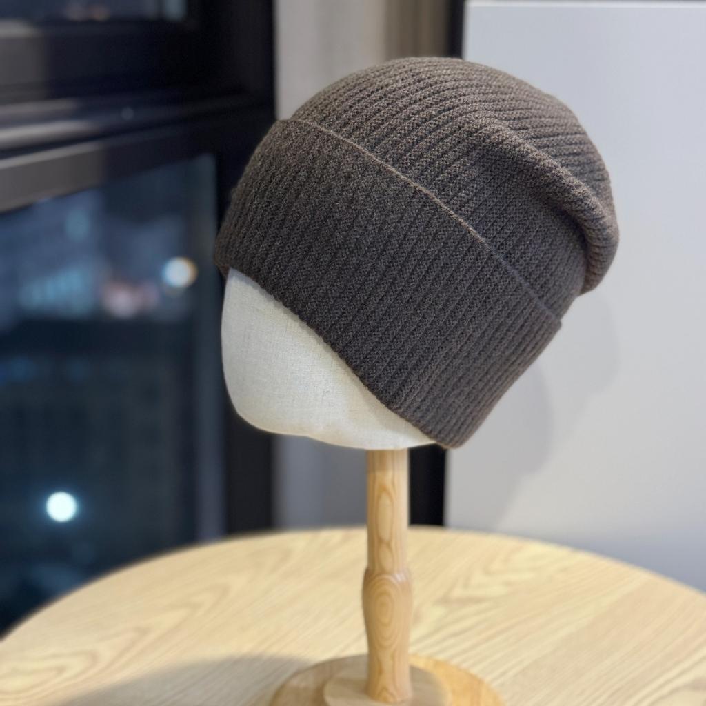 New Solid Color Small Fresh Warm Woolen Hat for Women In Autumn and Winter Cold Proof Ear Protection Cap Fashionable and Versatile  Casual and Trendy