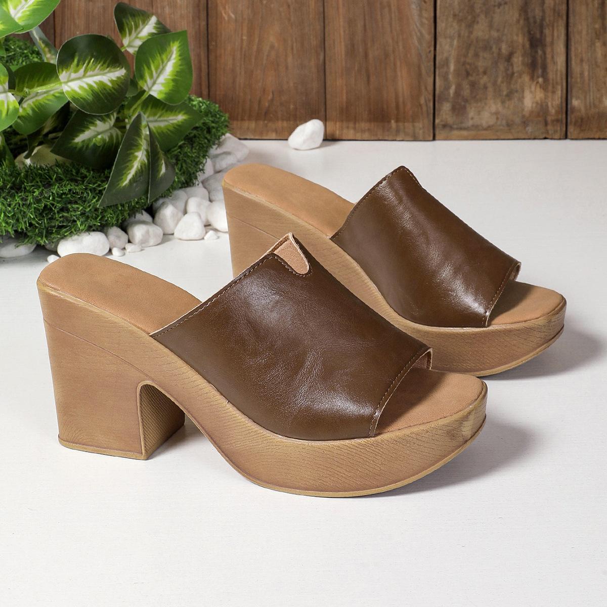 Summer new black thick heel open-toed casual cool slippers high heel half slippers 42 темно-коричневого