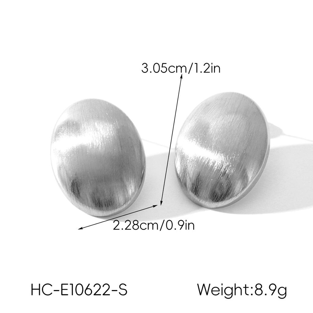 Trendy minimalist polished stainless steel heart-shaped geometric stud earrings for women, fashionable and high-end