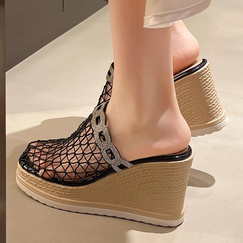 Fashion Women's Closed Toe Wedge Heel Sandals Fashion Hollow Mesh Thick Sole Slippers Woman Summer Shiny Crystal Chunky Platform Sandals