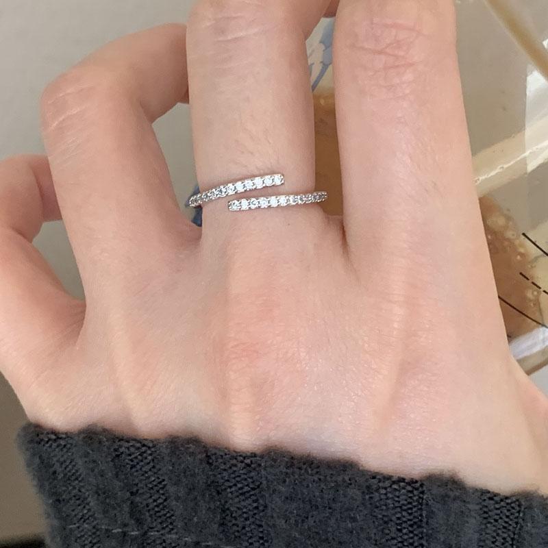Beautiful Thin Ring Design for Lady Resizable Jewelry 925 Sterling Silver Color Sparking White Zircons Women Party Accessories