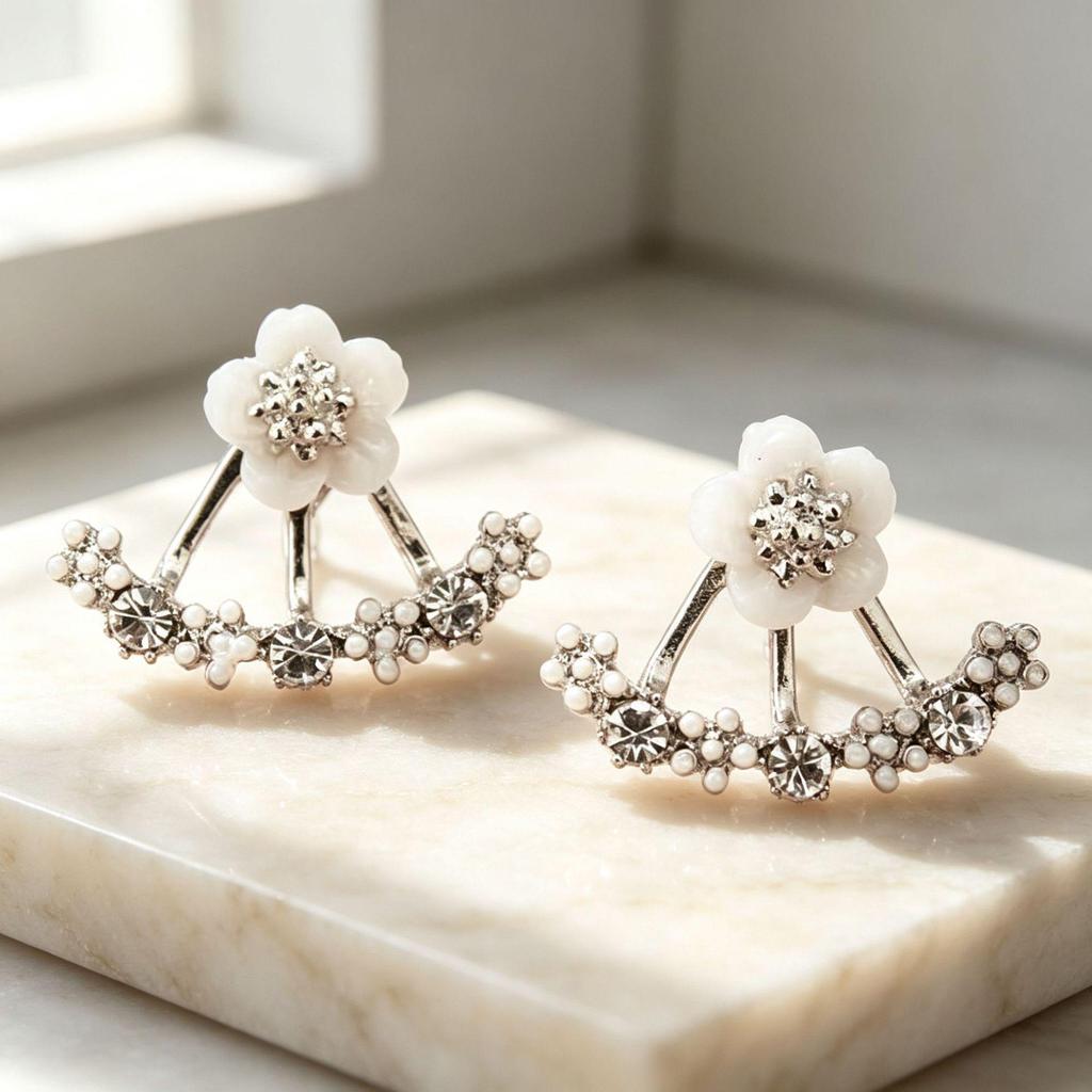 Daisy Crystal Chamomile Flower Stud Earrings for Women - Korean Style Sweet Drop Accessories