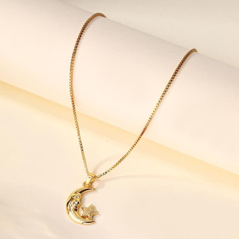 Versatile Star Necklace Jewelry Alloy Moon Pendant Ladies Simple Premium Clavicle Chain