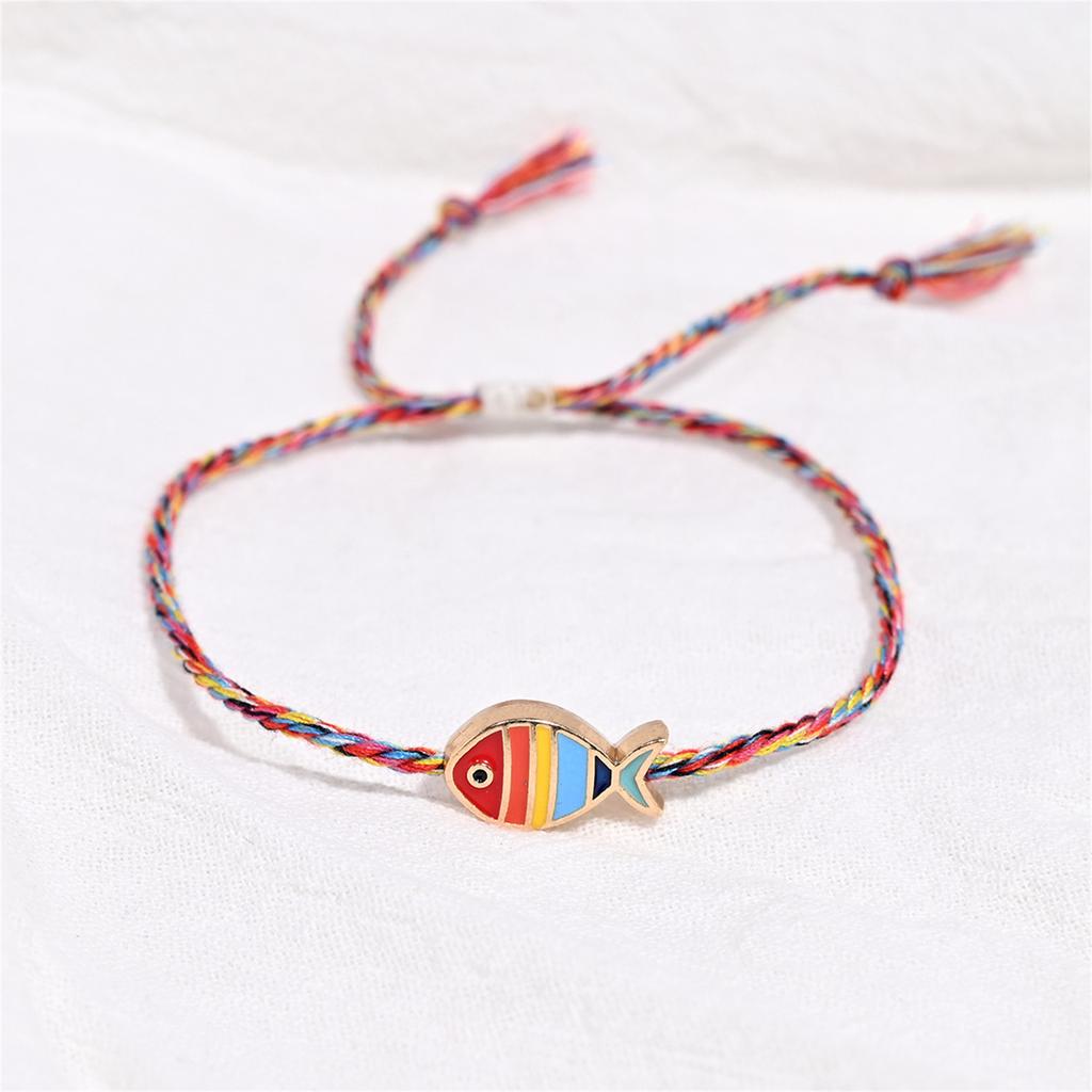 Adjustable Braided Fish Charm Bracelet With Alloy Oil Drop Pendant For Women Lightweight Stylish Jewelry Gift