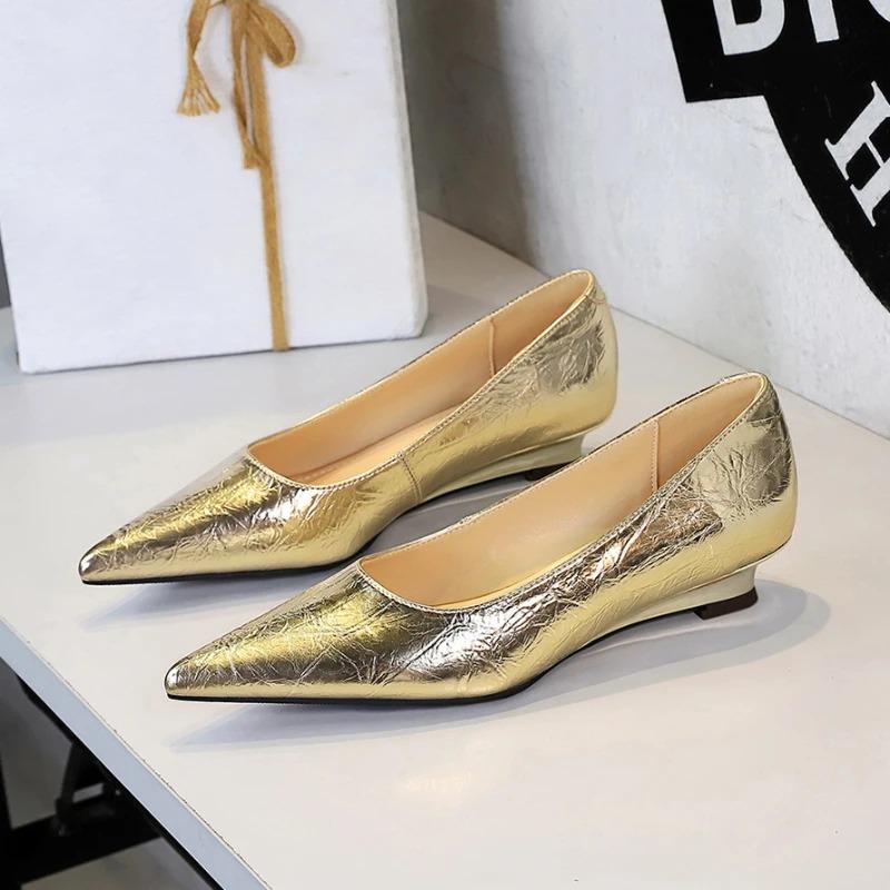 Damskie Buty Modne Płytkie Jednokolorowe Buty Temperamentowe Szpiczaste Buty Eleganckie Niskie Obcasy Jednokolorowe Buty Damskie na Bankiet Imprezę