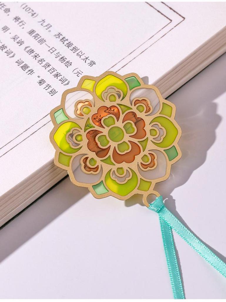 Retro Transparent Lacquer Flower Bookmark – Creative Gift for Students