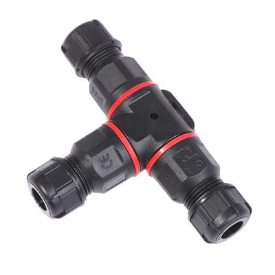 IP68 wasserdichte Verbindungsstück-T-Form 3 Pin 250V 24A Kabel-Drüse-Hülse schließen an