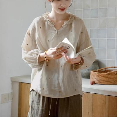 Lace Collar Casual V-Neck Vintage T-Shirt Woman Autumn Long Sleeves Loose Embroidery Retro T-Shirt