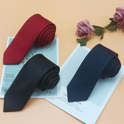 Krawatte für Herren im koreanischen Stil in Schwarz mit feinen Linien - 6 cm handbedrucktes schmales Design für Business-Casual-Hemden