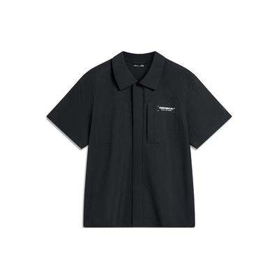 Li Ning CF Anti-UV Antibakterieller Cardigan mit spitzem Kragen Bedruckter Schriftzug Kurzarmhemd Herrenhemden Schwarz ASHU461-1