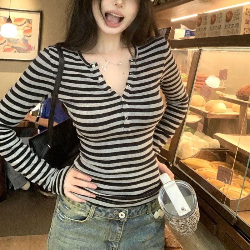 

Contrasting Colors Vintage Striped T-shirts Women s Clothing Half Open Collar Autumn Stylish Button Slim Long Sleeve Pullovers S чёрный