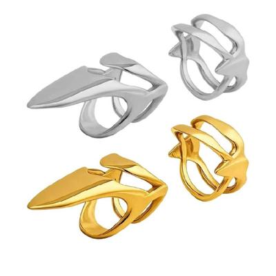 Pack of 2 Claw Nail Rings Exaggerated Personality Manicure Finger Rings Alloy Texture for Halloween Cosplay and Parties