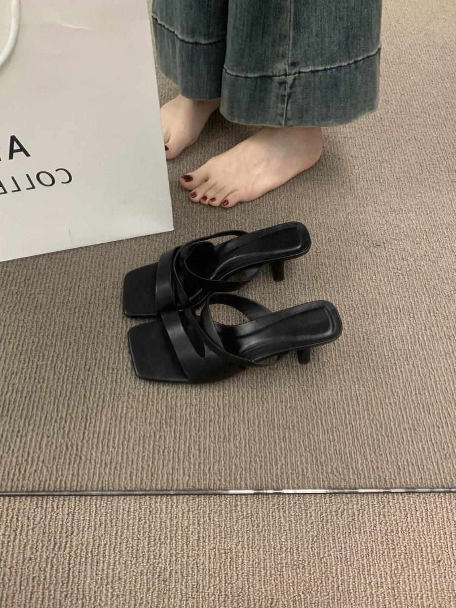 

Gentle evening breeze open-toed square slippers women s summer wear new beautiful thick heel high heel sandals 35 чёрный