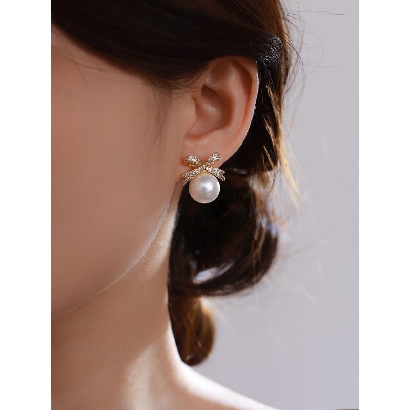 Sparkling Bow Stud Earrings With Natural Australian Mother-of-Pearl Pearl Cubic Zirconia Women