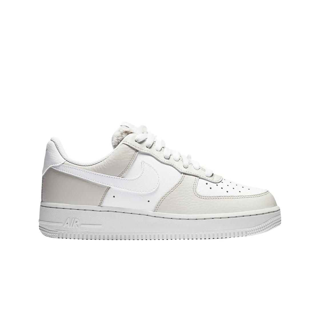 

Женские кроссовки Nike Air Force 1 07 Light Bone Photon Dust DC1165-001