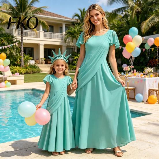 Vestito Accappatoio Azzurro Cielo Statua della Libertà per Bambini Adulti, Costume di Halloween Romano Donna Ragazza con Tiara e Torcia, Patriottico 4 Luglio
