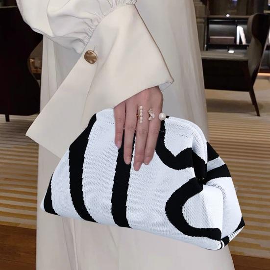 Dámská psací taška s pruhovaným potiskem, barevně sladěný tvar knedlíku, velká kapacita, léto