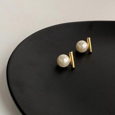 Ohrringe mit Silberstift und Perlen für Damen - Trendiges Design 2023, High-End-Stil