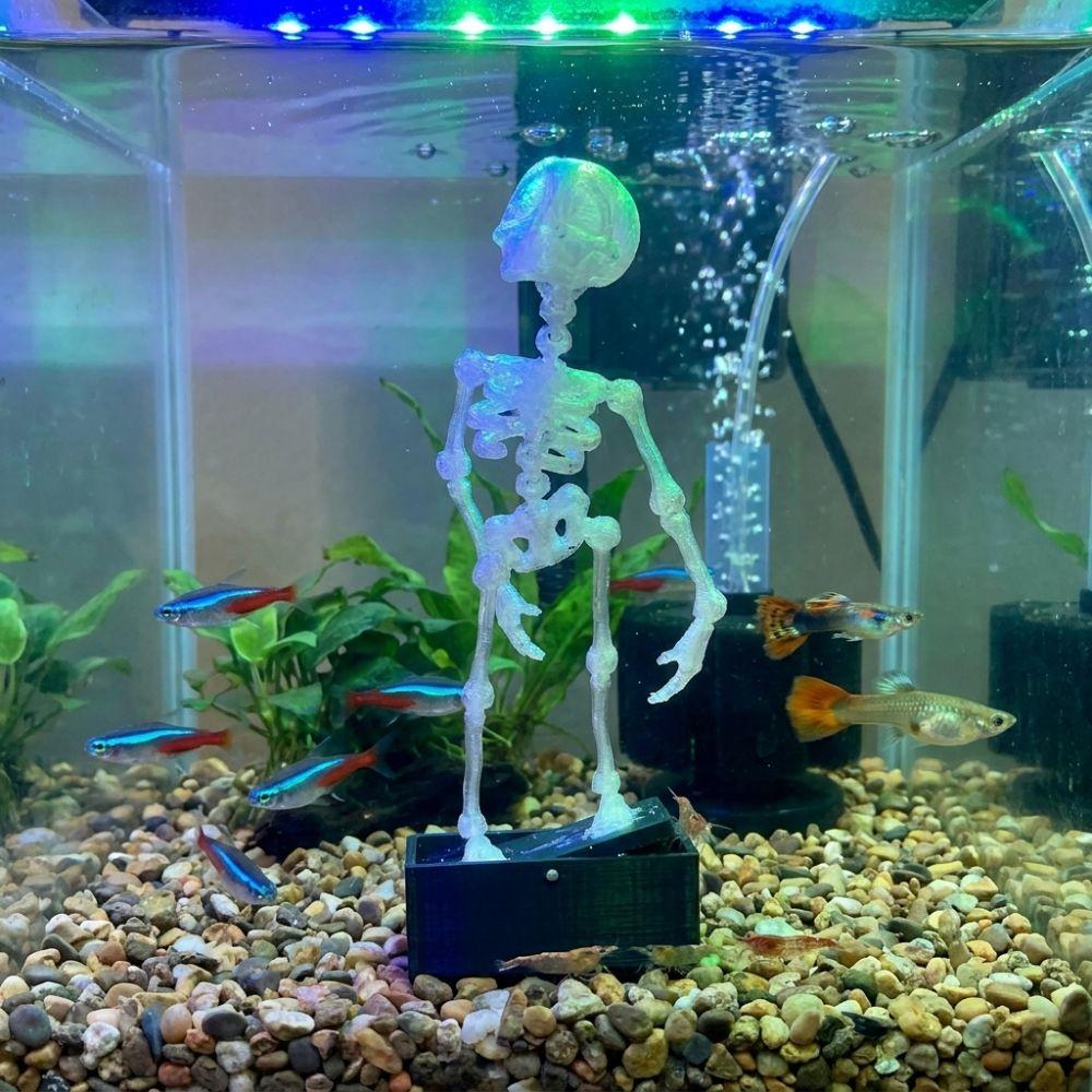 Decorazione Cranio Danzante per Acquario in Plastica Stampa 3D Scheletro Dinamico Aeratore Appassionati di Acquari