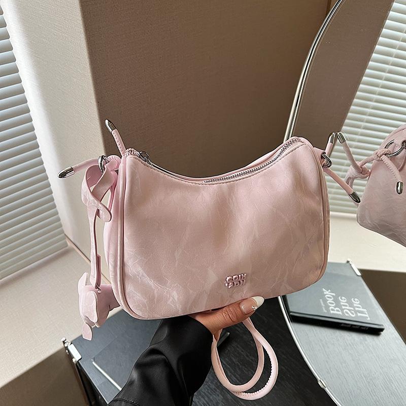 Fashion trend versatile women's bag light luxury casual shoulder armpit bag new niche casual commuter messenger bag