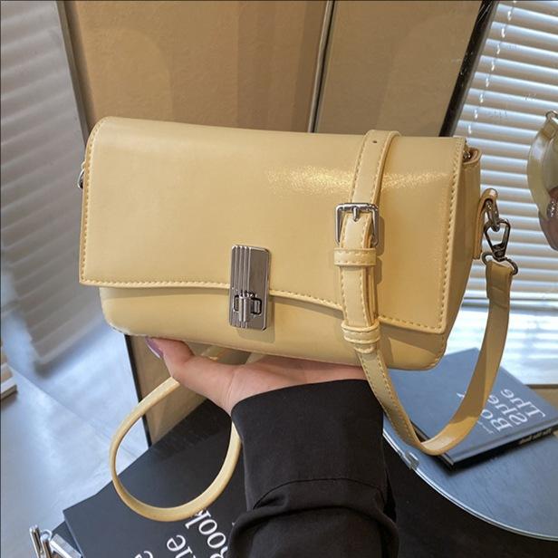 Shoulder Bag Women's New Casual Versatile Commuter Messenger Small Square Bag