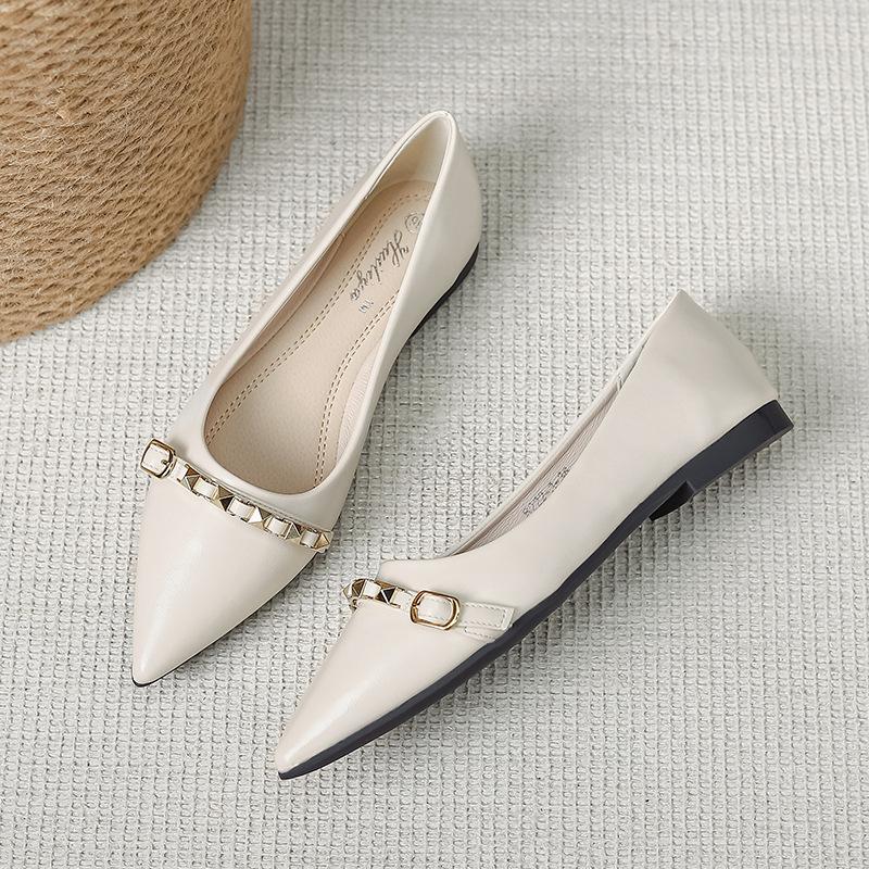 Flat Bottom Pointed Single Shoes Women's Spring and Summer 2025 New Soft Leather Temperament Retro Soft Sole Commuter Shoes Women 6222-3