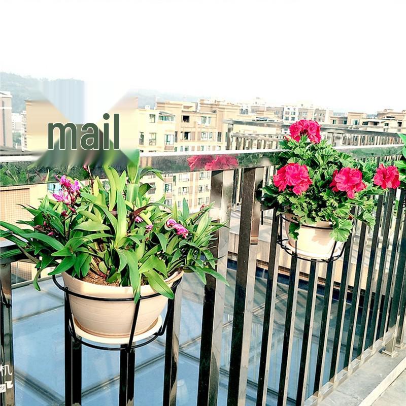 Hanging Wrought Iron Balcony Plant Rack: Potted Succulents & Chlorophytum Display Stand