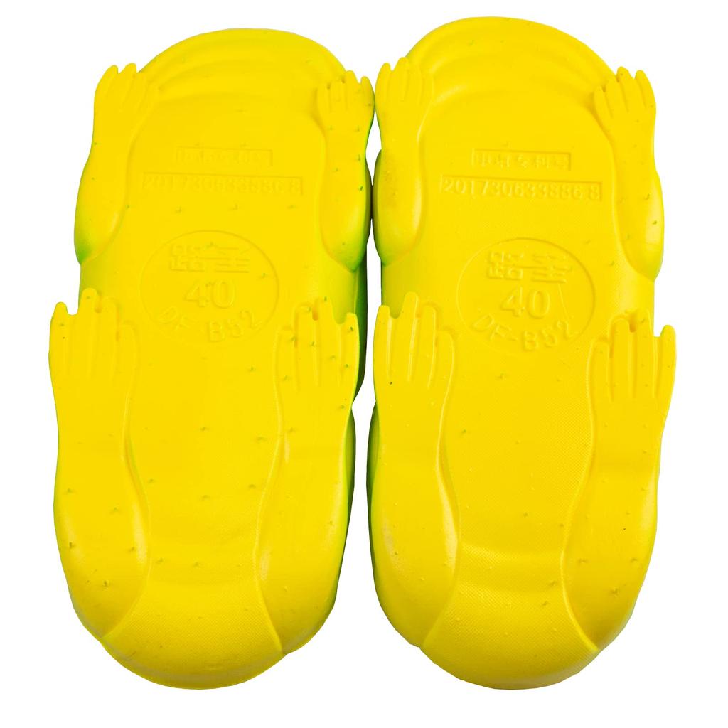 The Access Sandals Frog 25cm Animal Aquarium