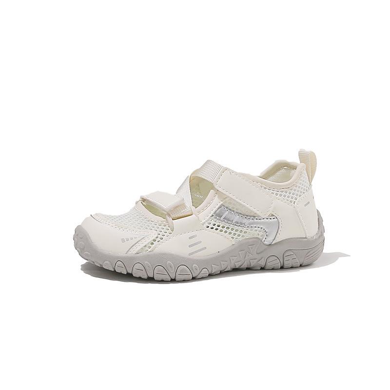 Breathable Mesh Girls' Sandals - Non-slip Closed-toe Beach Shoes with Soft Sole