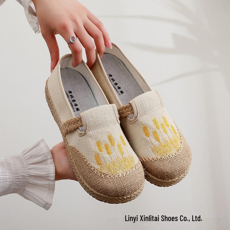 Embroidered Ethnic Low-Cut Linen Shoes for Spring & Autumn - Comfortable Middle-Aged & Elderly Women's Footwear