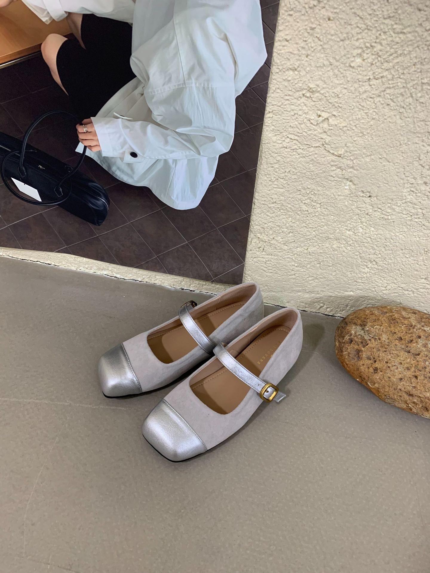 Women s Silver French Style Feminine Unique Design Pumps - Fashionable Footwear 35 серебряный
