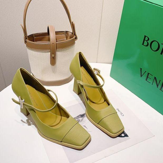 

Mary Jane high heels women s thick heel temperament socialite 2025 autumn splicing fashion square head one-word buckle strap single shoes 40 зелёный