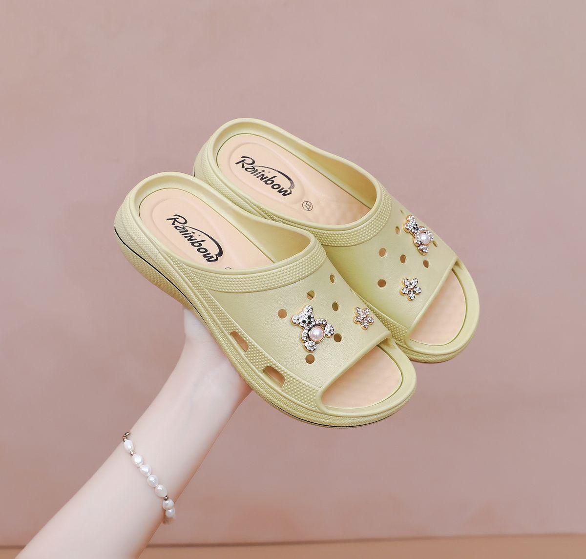 

Новые летние модные женские нескользящие мягкие полузакрытые пляжные сандалии, высококачественные домашние тапочки 36-40