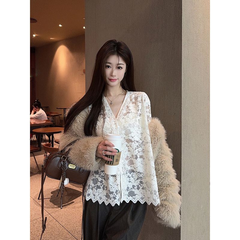 Kumikumi Gentle Stylish Bell Sleeve Lace Shirt Women's Autumn Thin Loose Slim Looking Creamy-white Tops
