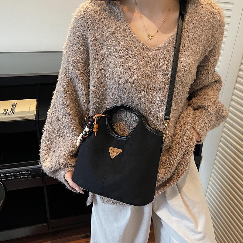 Suede Bag Women's Autumn and Winter Casual Matte Retro Messenger Bag Premium Bucket Bag